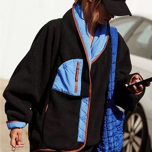 Free people hit the slopes shawl jacket NWOT black and blue perfect condition.XS